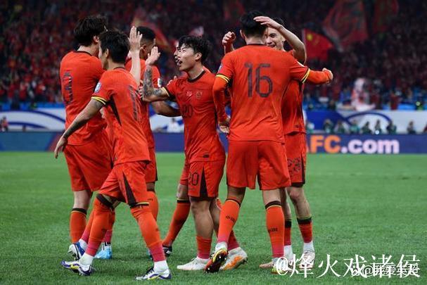 前国脚谈国足青训差距:两大环节落后,日本优势明显,自媒体成关键因素 前国脚谈国足青训差距:两大环节落后,日本优势明显,自媒体成关键因素